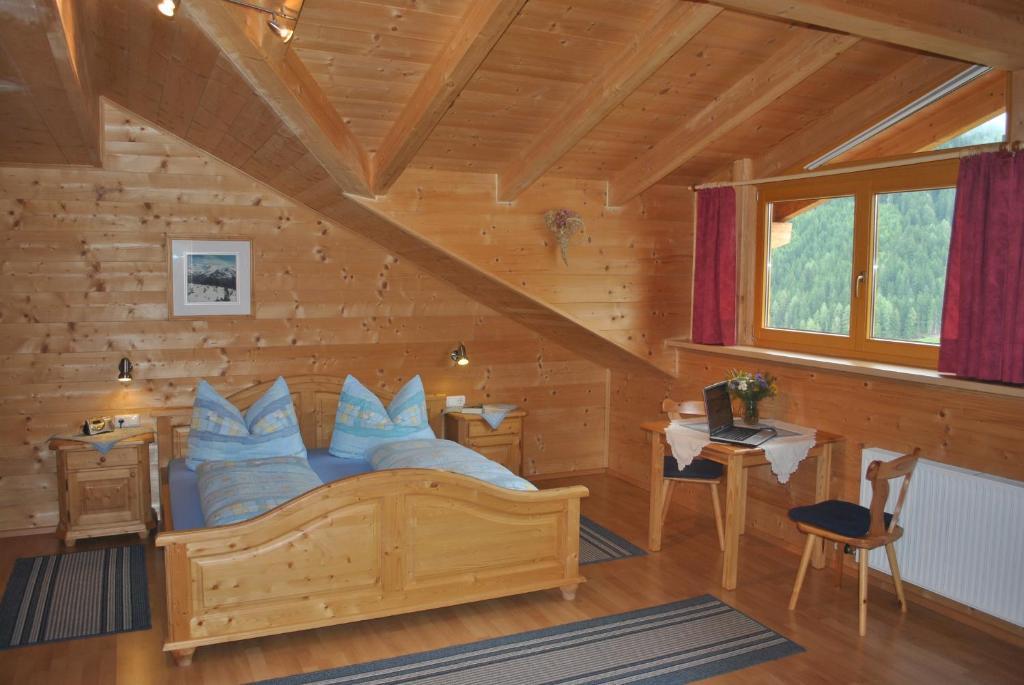Alpengasthof Eppensteiner Navis Værelse billede